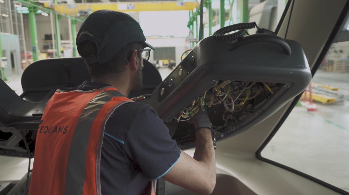 Technicien de maintenance du réseau Irigo, tourné pour la série ABC
